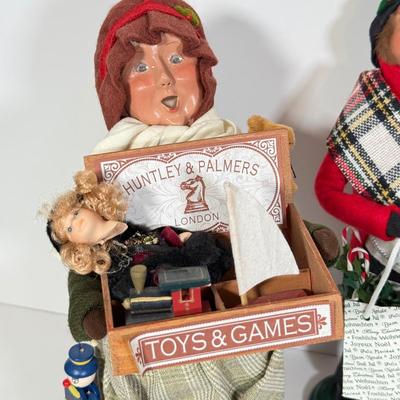 LOT 96: Byers Choice "The Carolers"