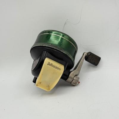 LOT 99: Vintage Fishing Reels: Johnson Sabra 130B, Haddon 283 & JC Higgins