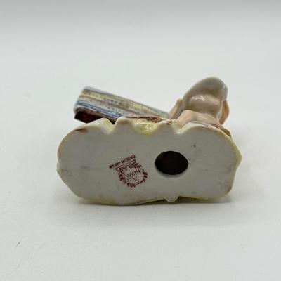 LOT 102: Vintage Japanese Porcelain Figurines: Calendar w/ Pages, Atlantic City Souvenir & More