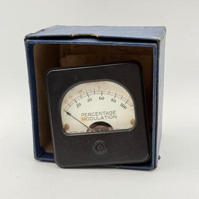 LOT 110: Vintage Meters: Frahm Frequency 115 Volts, Westinghouse Milliamperes, Volts Alternating Current, Percentage Modulation Model 301