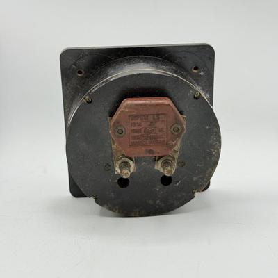 LOT 110: Vintage Meters: Frahm Frequency 115 Volts, Westinghouse Milliamperes, Volts Alternating Current, Percentage Modulation Model 301