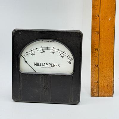 LOT 110: Vintage Meters: Frahm Frequency 115 Volts, Westinghouse Milliamperes, Volts Alternating Current, Percentage Modulation Model 301