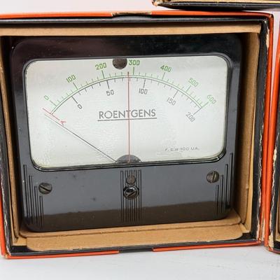 LOT 111: Vintage Simpson Roentgens Panel Meters w/ Boxes & Vintage Hewlett Packard DBM Milliwatts Panel Meter