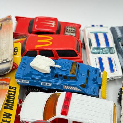 LOT 117: Matchbox, Hot Wheels & Maisto Toy Cars