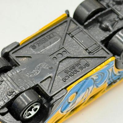 LOT 117: Matchbox, Hot Wheels & Maisto Toy Cars