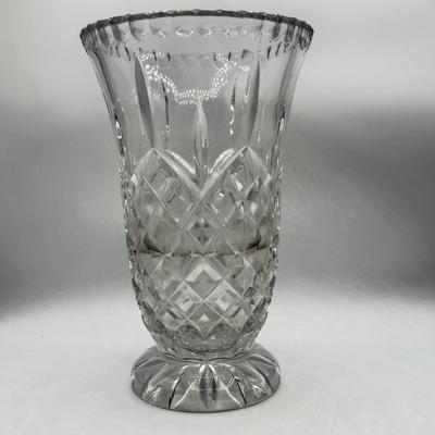 LOT 119: Vases: Lenox Georgian, Marquis by Waterford & More