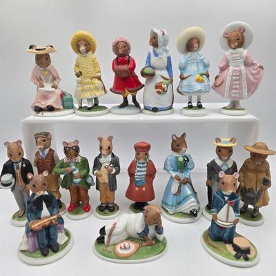 LOT 123: Woodmouse Family Collection by Franklin Mint
