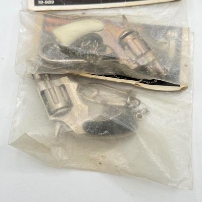 LOT 144: Vintage Space Blaster, Metal Soldiers & More