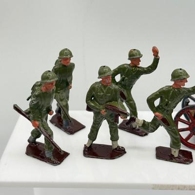 LOT 144: Vintage Space Blaster, Metal Soldiers & More