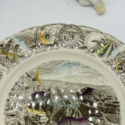 LOT 145: Homco Tulip Figurines, Souvenir Plate & Vintage Mini Ceramic Wine Barrels