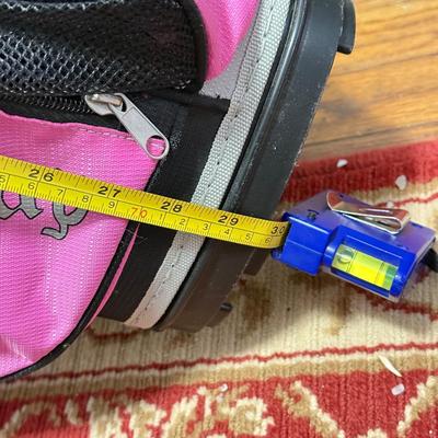 LOT 162: Pink Callaway Golf Set