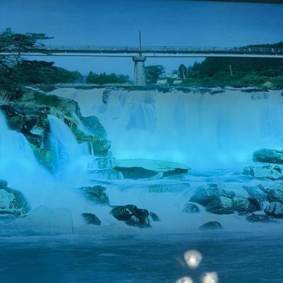 LOT 164: Light Up Motion Waterfall Picture (working)