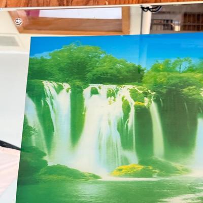 LOT 166: Lights & Motion Waterfall w/ Mirrored Frame (Works)