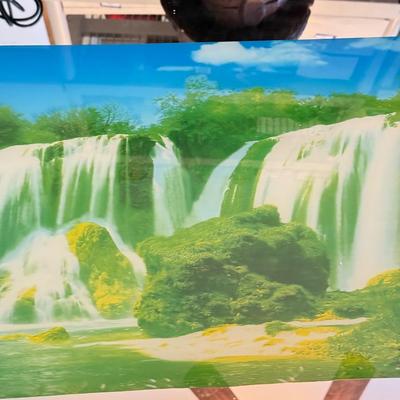 LOT 166: Lights & Motion Waterfall w/ Mirrored Frame (Works)