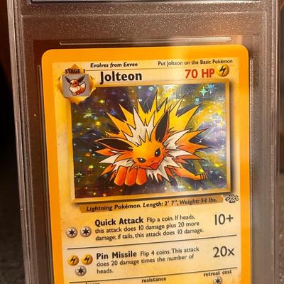 1999 Pokemon Jungle Jolteon Holo #4