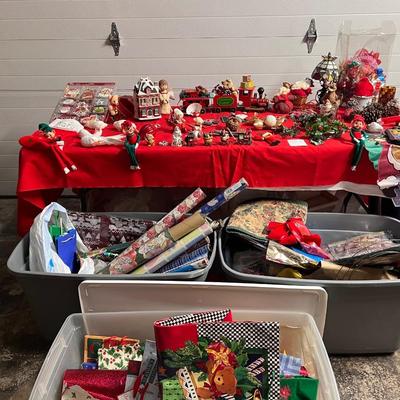 Christmas Decor and Wrapping Supplies