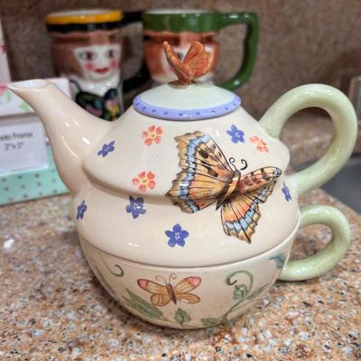 Kitchen Drinkware and Dinnerware