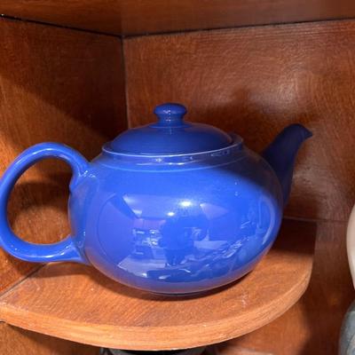 Glasses, Teapots and Sauce dishes