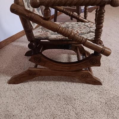 ANTIQUE EASTLAKE STYLE PLATFORM ROCKER perfect condition!