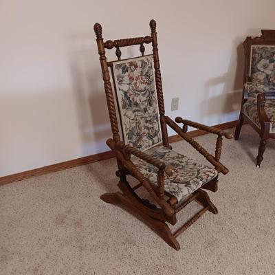 ANTIQUE EASTLAKE STYLE PLATFORM ROCKER perfect condition!