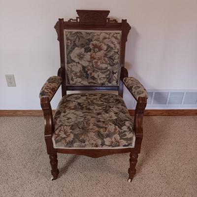 ANTIQUE EASTLAKE STYLE ARMCHAIR ON CASTERS perfect condition!
