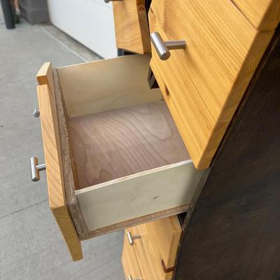 Sale Photo Thumbnail #228