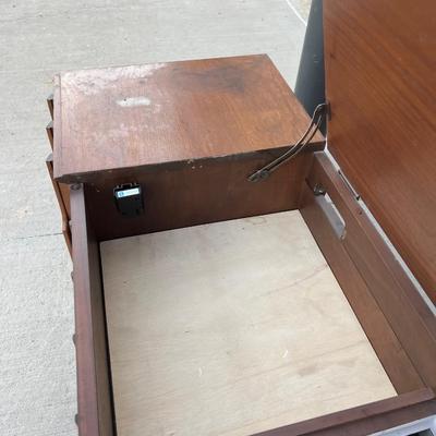 Sale Photo Thumbnail #235