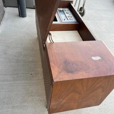 Sale Photo Thumbnail #236