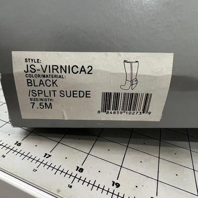 Sale Photo Thumbnail #411