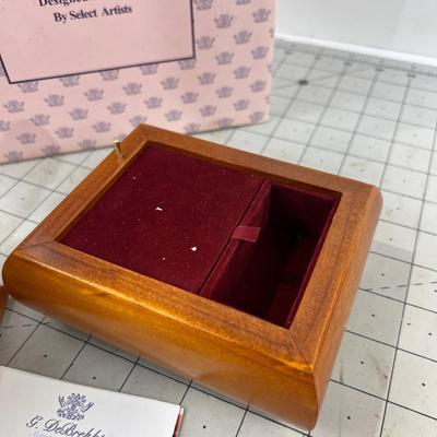 Sale Photo Thumbnail #445