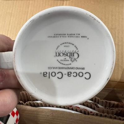 Coca-Cola Dinnerware Set NEW 