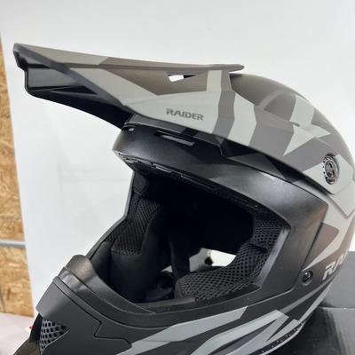 Raider Z7 Adult Small Helmet