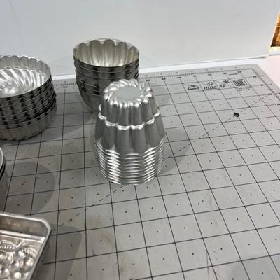 Super Lot of Tin JELLO Molds 