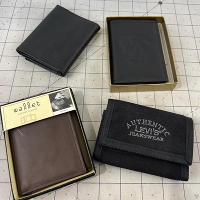 4 New Wallets MEN'S 