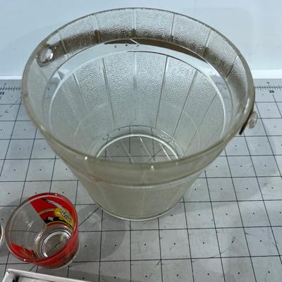 Bar Ware: Ice Bucket, Shot glass & Straws 