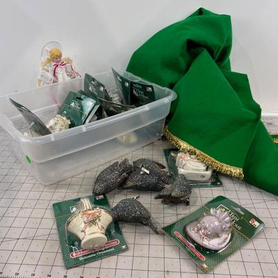 Christmas Decore' Items 