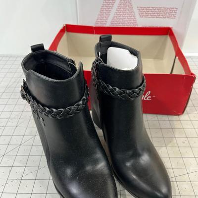 American Eagle Boot Black 9-1/2