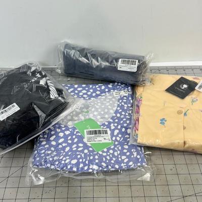 Pants Size 5XL and (2) Tops Size 2xl and 3 Xl 