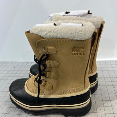 Size 9 Sorel Boots NEW BUT They Squeak As Is
