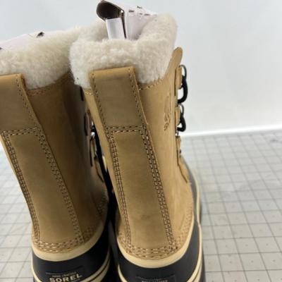 Size 9 Sorel Boots NEW BUT They Squeak As Is