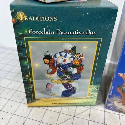 Candle Lamp, Decorative Box, June & Jean Figurine, Calico Kittens All NEW (4) 