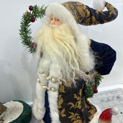 Christmas Mixed Lot of Lovely Figurines