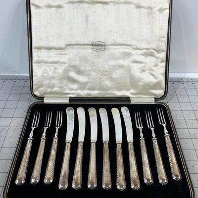 Silver Dessert Cutlery in Case HENDERSONS, Ramsey Dundee OLD