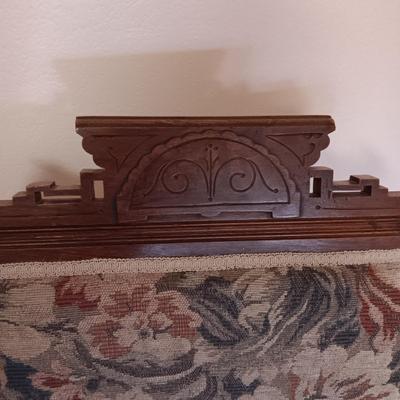 ANTIQUE EASTLAKE STYLE ROCKER WITH CASTERS ON THE FRONT 2 LEGS perfect condition!