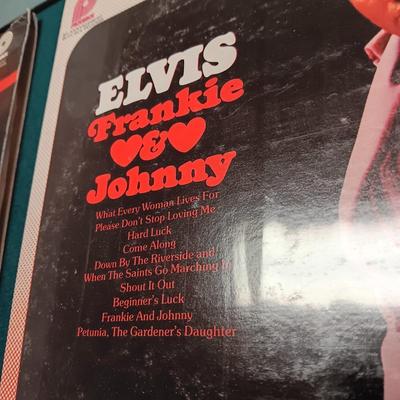 3 ELVIS PRESLEY VINYL RECORD ALBUMS