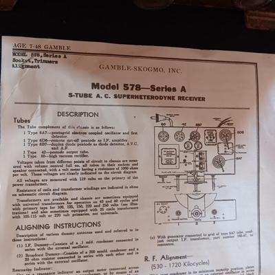 WORKING CORONADO TUBE RADIO