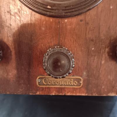 WORKING CORONADO TUBE RADIO