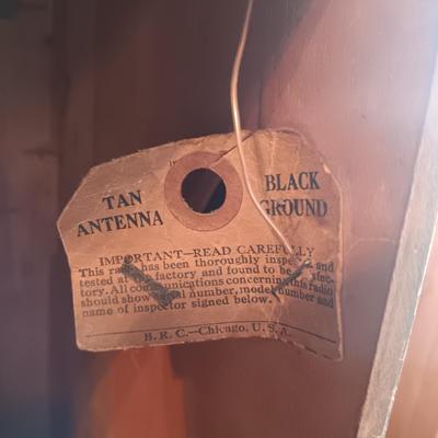 WORKING CORONADO TUBE RADIO