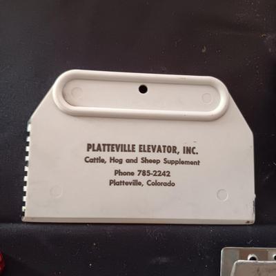 VINTAGE ADVERTISING ITEMS