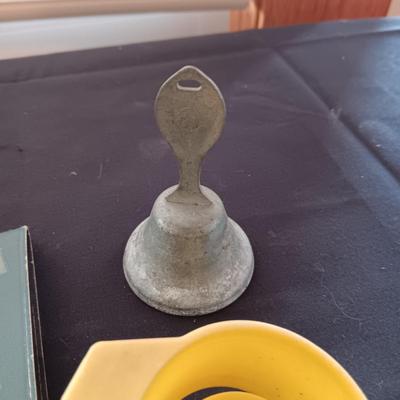 VINTAGE ADVERTISING ITEMS